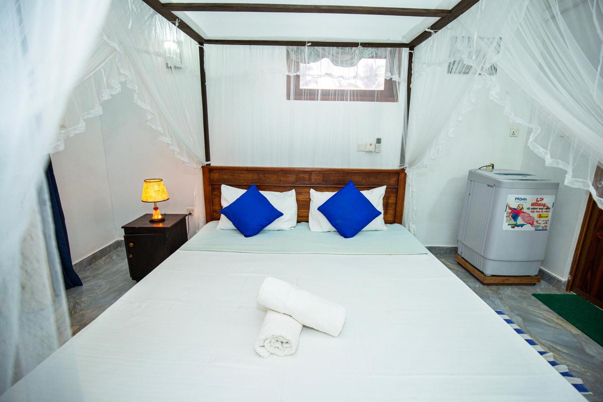 Turtle Lamp Hotel Unawatuna Cameră foto